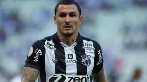 Foto: Pedro Chaves/AGIF - Vina: lamentou erros cometidos pelo Ceará