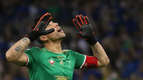 Foto: Fernando Moreno/AGIF - Fábio é um dos maiores ídolos da história do Cruzeiro