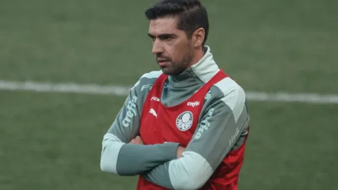 Foto: Ettore Chiereguini/AGIF - Reserva de Abel deu entrevista.