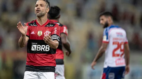Foto: Jorge Rodrigues/AGIF - Diego foi expulso aos 18 minutos da segunda etapa