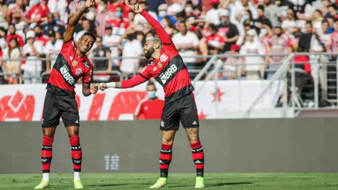 Guilherme Drovas/AGIF - Bruno Henrique e Gabigol, marcaram neste fim de semana na goleada contra o São Paulo