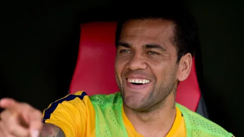 Dani Alves viveu o melhor momento da carreira no Barcelona e espera levar o clube ao auge novamente (Foto: Getty Images)