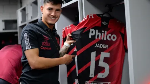 Foto: Fabio Wosniak/athletico.com.br