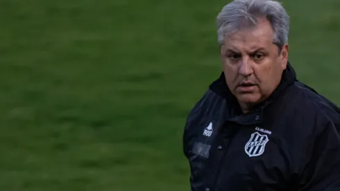 Rebeca Reis/AGIF - Gilson Kleina, treinador da Ponte