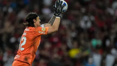 Cássio lamentou a derrota para o Flamengo e já pensa no clássico contra o Santos (Foto: Thiago Ribeiro/AGIF)