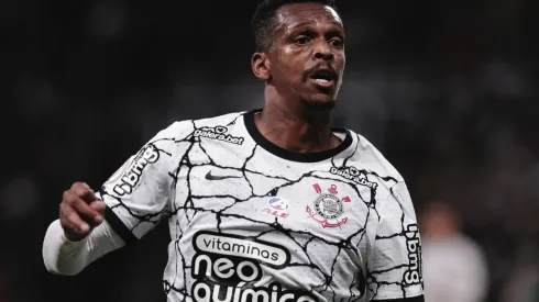 Foto: Ettore Chiereguini/AGIF | Jô tem o quinto maior salário do Corinthians