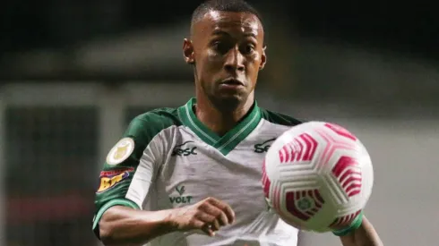 Foto: Fernando Moreno/AGIF – Ademir é reforço confirmado em 2022.