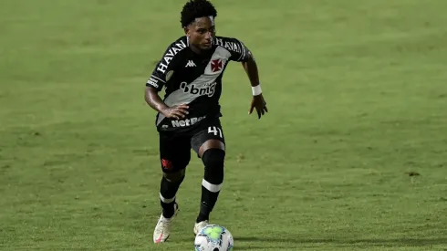 Thiago Ribeiro/AGIF - Cayo Tenório, lateral-direito do Vasco