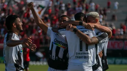 Diego Gonçalves marca, Botafogo vence o Brasil-RS e garante o título da Série B (Foto: Volmer Perez/AGIF)