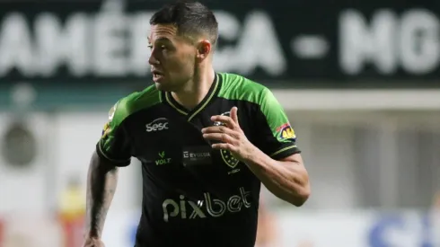 Fernando Moreno/AGIF - Zarate é um dos 13 pendurados no Coelho.