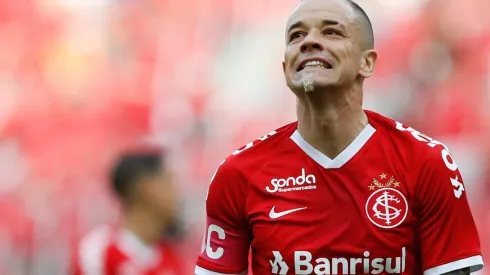 Foto: Jeferson Guareze/AGIF – D'Ale fez história com a camisa do Inter.