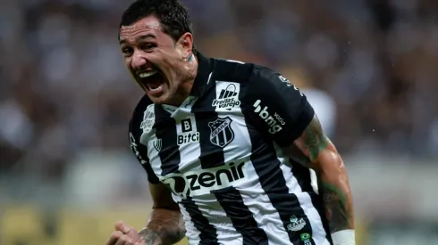 Ceará vence o Corinthians, por 2 a 1 e se credencia para brigar por uma vaga na Libertadores (Foto: Pedro Chaves/AGIF)