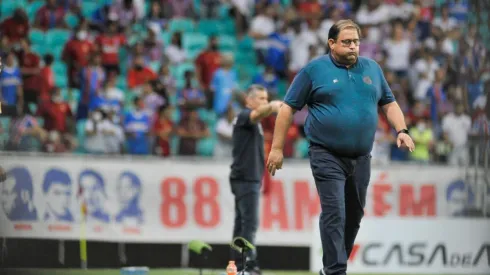 Foto: Jhony Pinho/AGIF - Guto Ferreira exaltou a torcida em triunfo contra o Grêmio