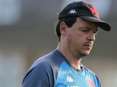 Atacante elogia Diniz e revela desejo de voltar ao Vasco um dia: "Tenho vontade sim de voltar"