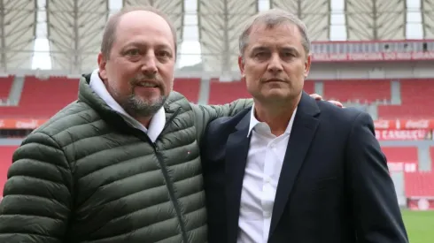 Foto: Ricardo Duarte/Internacional/Divulgação - Barcellos e Aguirre: Inter não conta com defensor para 2022