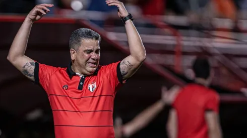 Marcelo Cabo, técnico do Atlético-GO (Foto: Heber Gomes/AGIF)