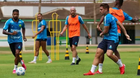 Cuiabá pode garantir permanência na Série A (Foto: AssCom Dourado)