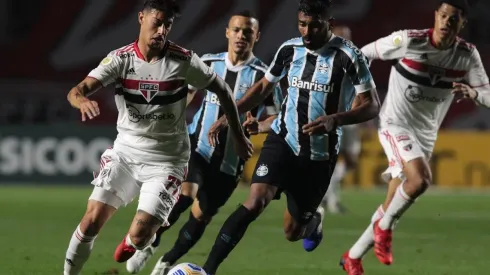 Grêmio x São Paulo; prognósticos do jogo que o tricolor gaúcho precisa fugir do rebaixamento (Foto: Rubens Chiri/saopaulofc.net)