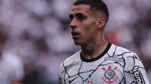 Foto: Ettore Chiereguini/AGIF – Gabriel está suspenso e fora da partida.