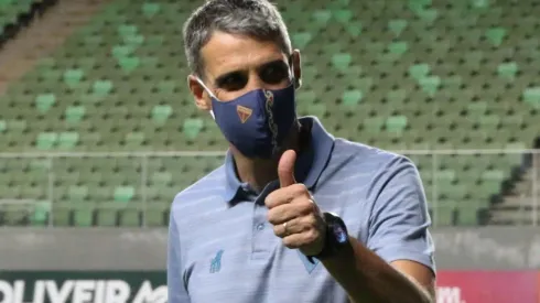 Foto: Fernando Moreno/AGIF – Vojvoda quer esperar eventual oferta do Flamengo ao término da temporada