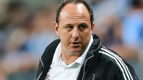 Foto: Pedro H. Tesch/AGIF – Ceni elogiou os titulares do Grêmio.