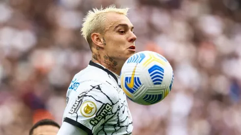 Róger Guedes, do Corinthians (Foto: Marcello Zambrana/AGIF)