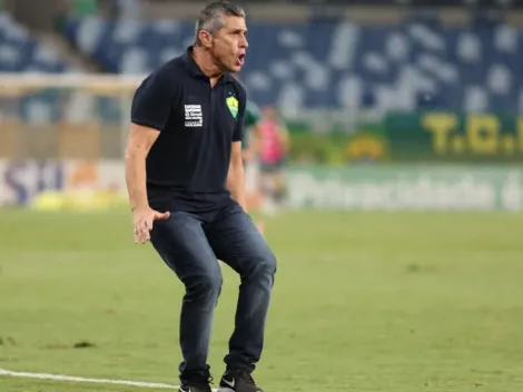 Jorginho destaca atuação do Cuiabá, mas ressalta duelo contra Santos: “Importante é conquistar lá, esse um ponto”