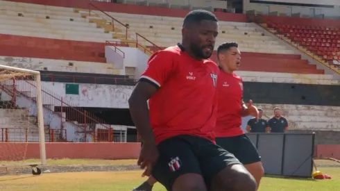 João Victor Menezes/ Agência Botafogo - Victor Bolt, ex-volante do Botafogo-SP