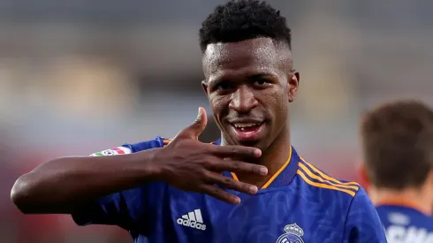 Foto: Fran Santiago / Getty Images | Vini Jr está entre os melhores jogadores da Europa