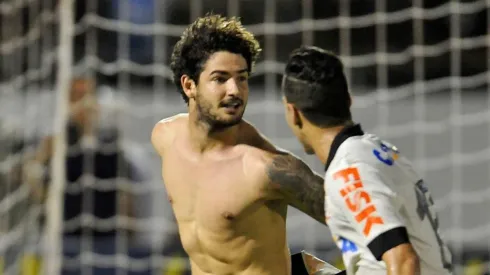 Helio Suenaga/Getty Images/ Com Pato e Nilmar, Corinthians tem um seleto grupo dos jogadores que estão entre os mais caros da história do clube