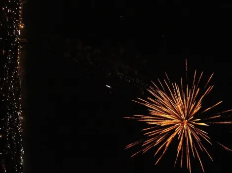 Prefeito do Rio de Janeiro aprova queima de fogos de final de ano em Copacabana e mais 9 pontos da cidade