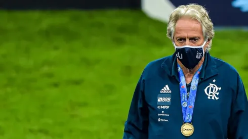 Foto: Thiago Ribeiro/AGIF - Jorge Jesus segue no Benfica, mesmo contestado pela torcida