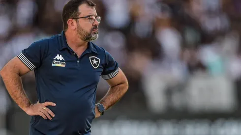 Foto: Thiago Ribeiro/AGIF - Enderson Moreira técnico do Botafogo