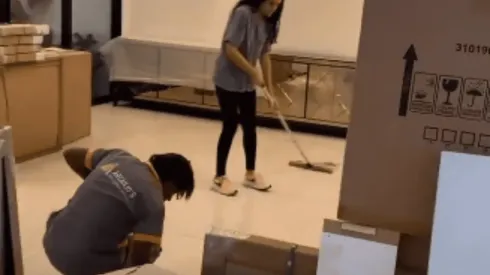 Foto: Divulgação/ Instagram Oficial @leandrocastan - Castan filmou mudança a SP e deve deixar o Vasco