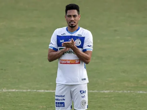 De saída do Confiança, Hernane não 'honrou seu apelido'