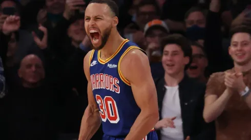 Curry quebrou recorde de mais cestas de três pontos na história da NBA (Getty Images)