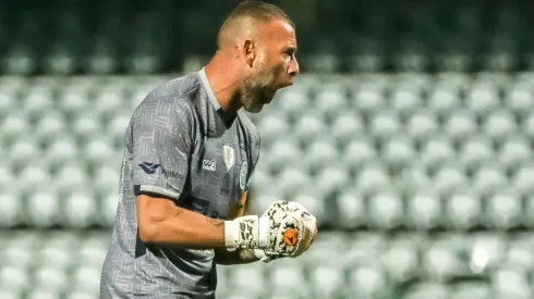 Foto: Robson Mafra/AGIF - Rafael Santos foi o goleiro titular do Confiança nas duas últimas temporadas