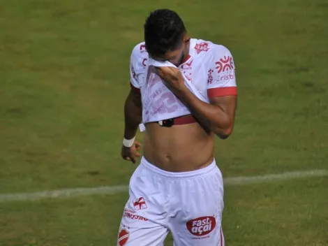 Artilheiro do Vila Nova em 2021, Pedro Júnior abre o jogo sobre renovação: “Meu empresário tem conversado”