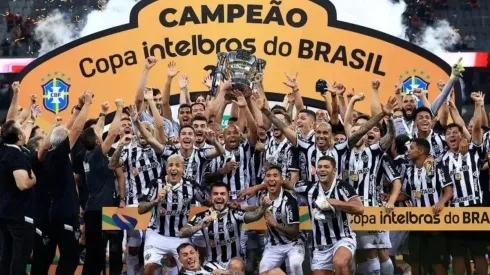 Buda Mendes/Getty Images - Jogadores do Atlético Mineiro festejando a Copa do Brasil 2021