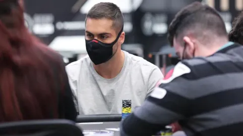 Tauan Naves garantiu boa premiação no poker online (Foto: Luis Bertazini/BSOP)