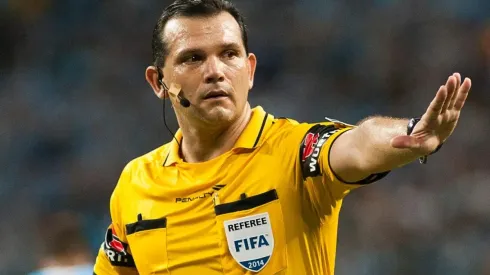 Foto: Ramiro Furquim/AGIF - Amarilla errou feio em vários lances contra o Timão.