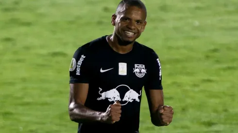 Edimar, lateral-esquerdo (Foto: Getty Images)