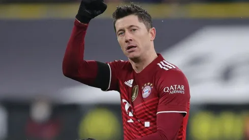 Joosep Martinson/Getty Images/ Robert Lewandowski é eleito a estrela do ano no futebol alemão pelo jornal “Bild”