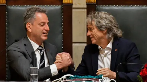 Foto: Foto: Thiago Ribeiro/AGIF | Jorge Jesus não teria recebido proposta formal do Flamengo, mas está nos planos do clube carioca