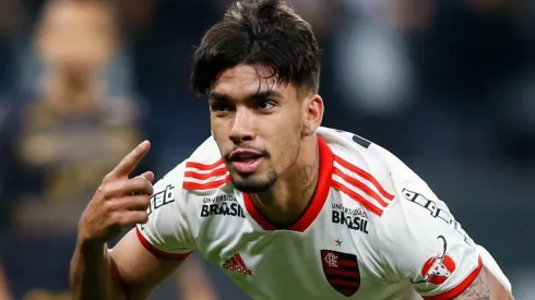 - Lucas Paquetá nos tempos de Flamengo