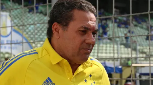 Ronaldo escolhe técnico ideal para substiuir Luxemburgo