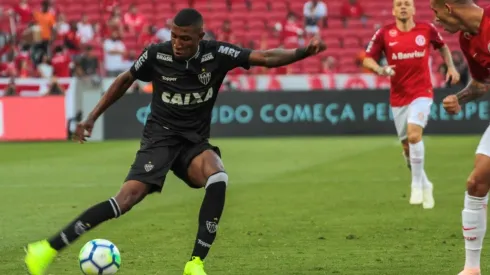 Foto: Lucas Sabino/AGIF - Emerson Royal: se destacou pelo Atlético