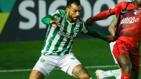 Foto: Pedro H. Tesch/AGIF – Michel Macedo, novo contratado do Ceará