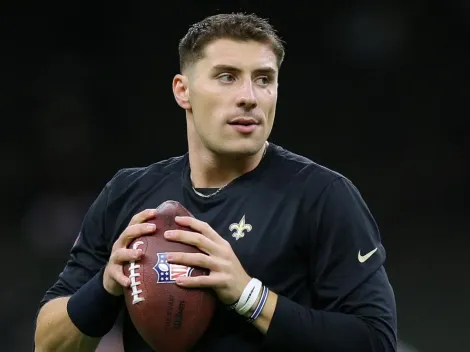 Ian Book fala pela 1ª vez como QB titular do Saints: "Eu só tenho que ir lá e jogar"