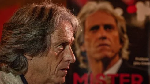 Foto: Allan Carvalho/AGIF - Jorge Jesus está livre após rescisão com Benfica e deve receber proposta do Atlético